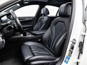 545e xDRIVE LIMOUSINE M SPORT SHADOW 19 eGSD H&K
