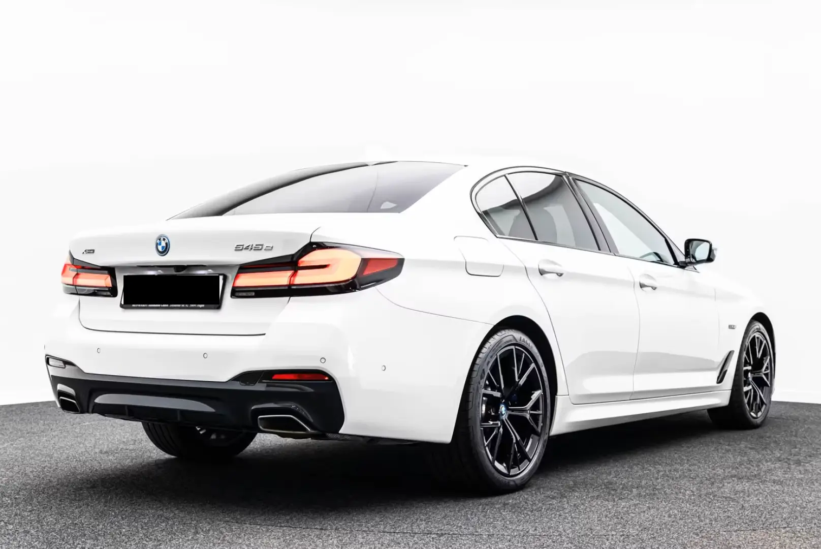 545e xDRIVE LIMOUSINE M SPORT SHADOW 19 eGSD H&K