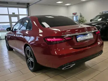 E 300 e Avantgarde 4MATIC Pano Leder HUD LED ACC
