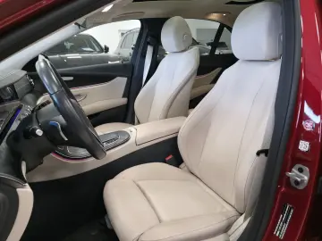 E 300 e Avantgarde 4MATIC Pano Leder HUD LED ACC