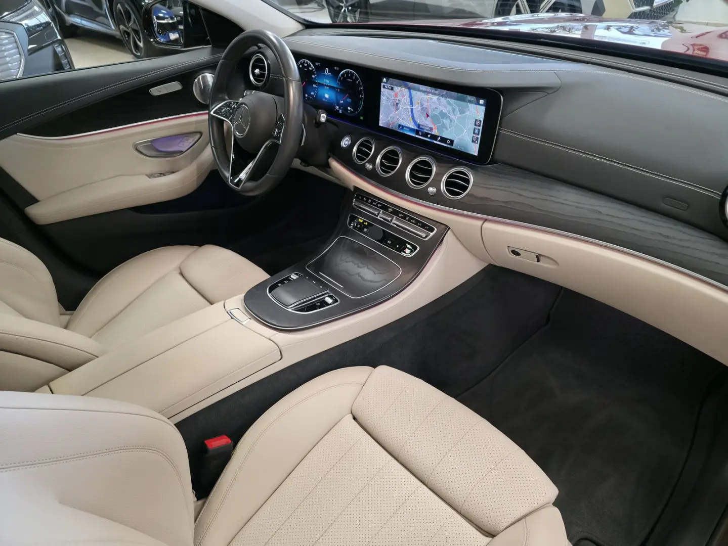 E 300 e Avantgarde 4MATIC Pano Leder HUD LED ACC