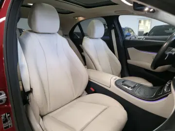 E 300 e Avantgarde 4MATIC Pano Leder HUD LED ACC