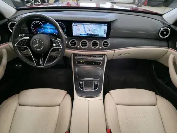 E 300 e Avantgarde 4MATIC Pano Leder HUD LED ACC