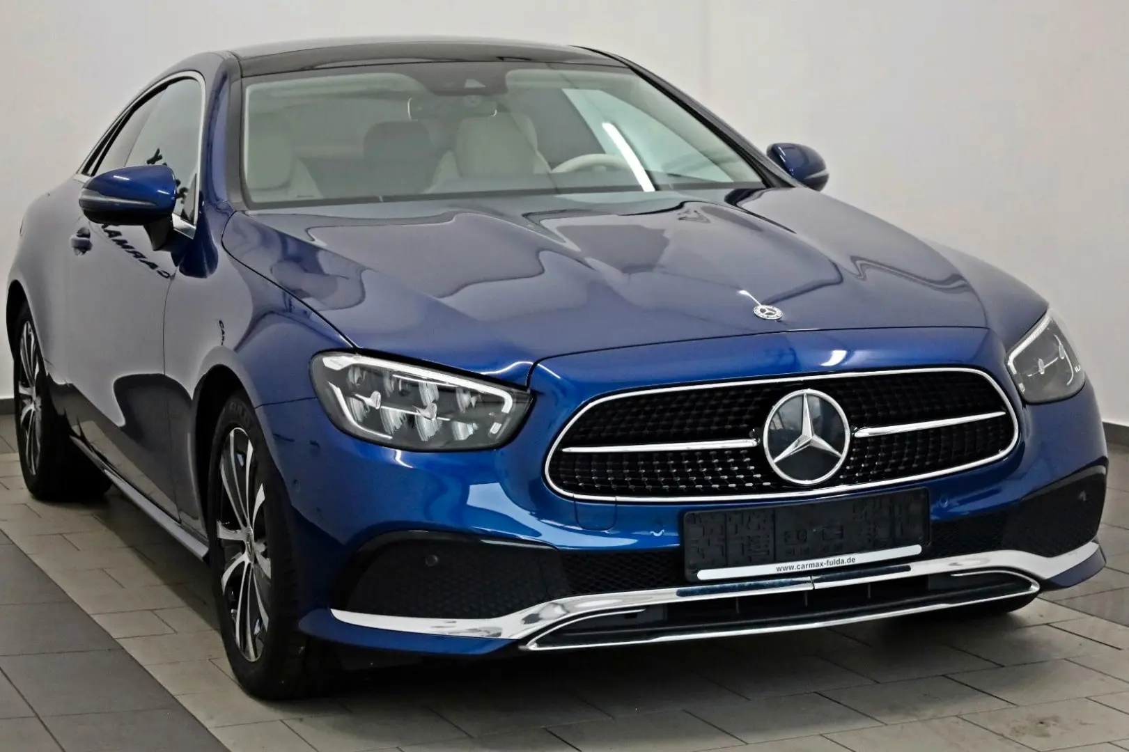 E 200 Coupe  Avantgarde  SH Kamera ACC Panorama