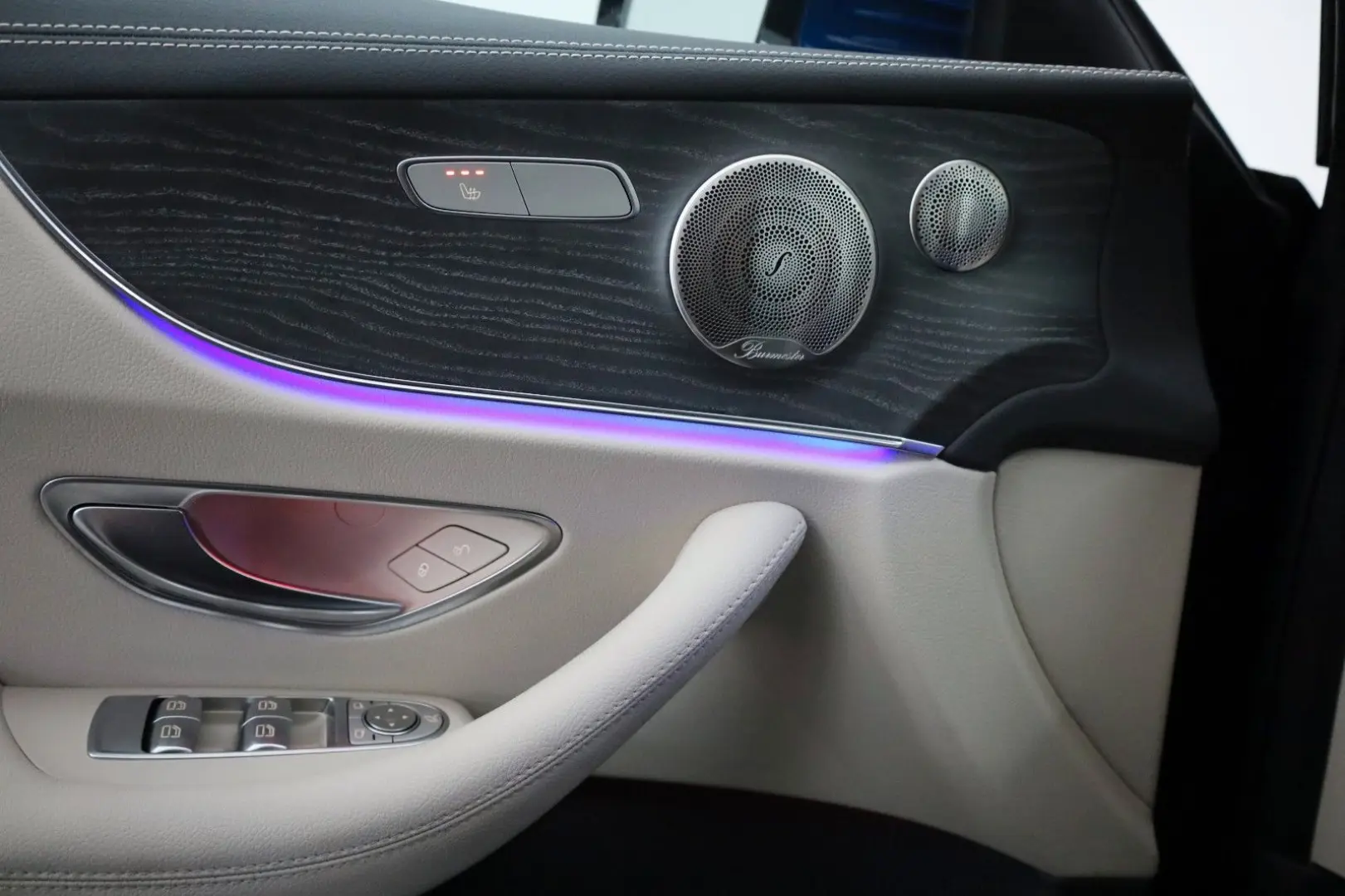 E 200 Coupe  Avantgarde  SH Kamera ACC Panorama