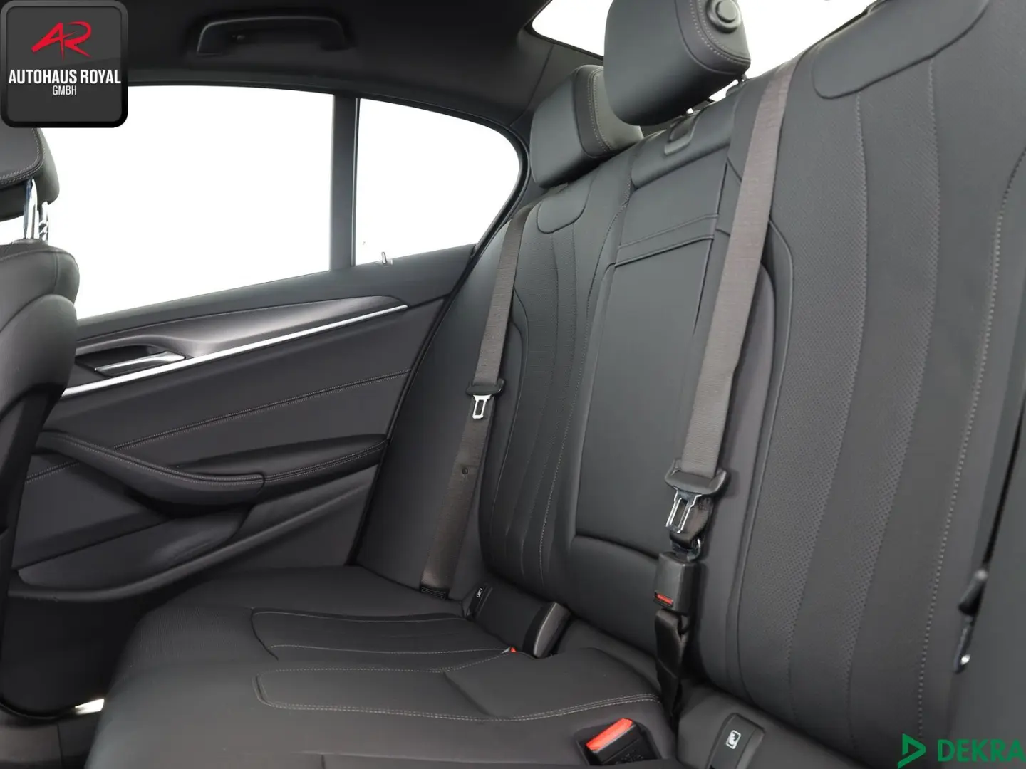 530 e xDrive M SPORT SHADOW HUD 360GRAD AMBIENTE