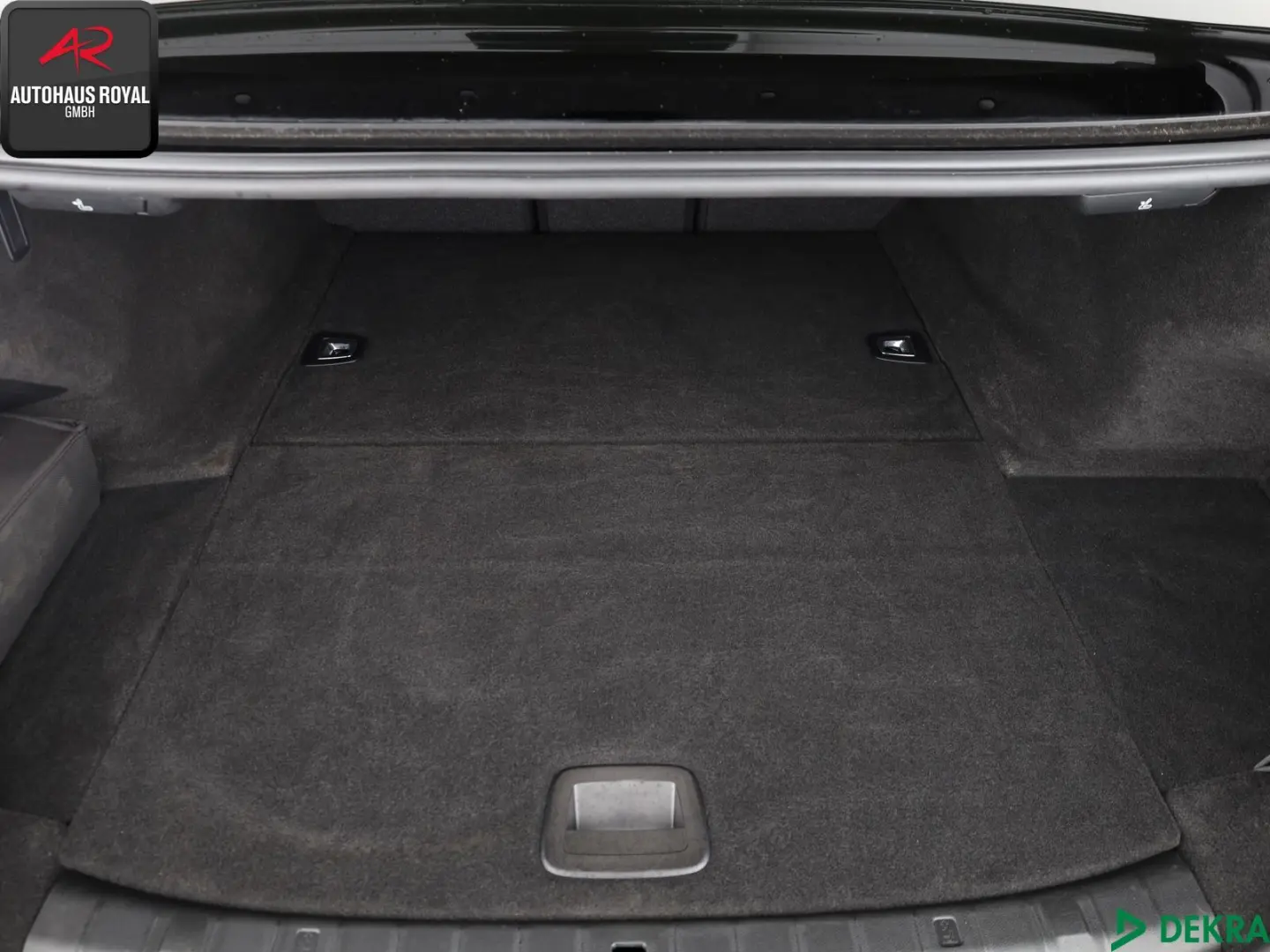 530 e xDrive M SPORT SHADOW HUD 360GRAD AMBIENTE