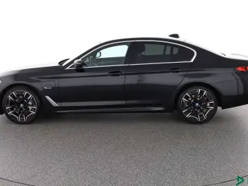 530 e xDrive M SPORT SHADOW HUD 360GRAD AMBIENTE