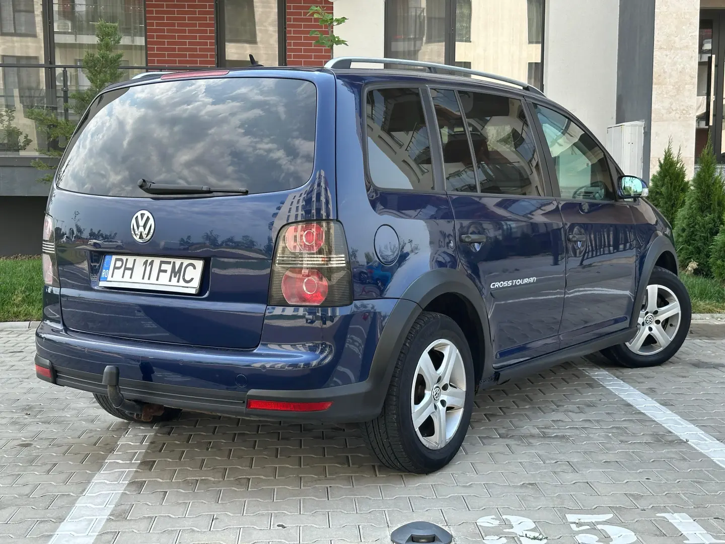 Volkswagen Touran CROSS
