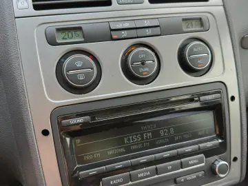 Volkswagen Touran CROSS