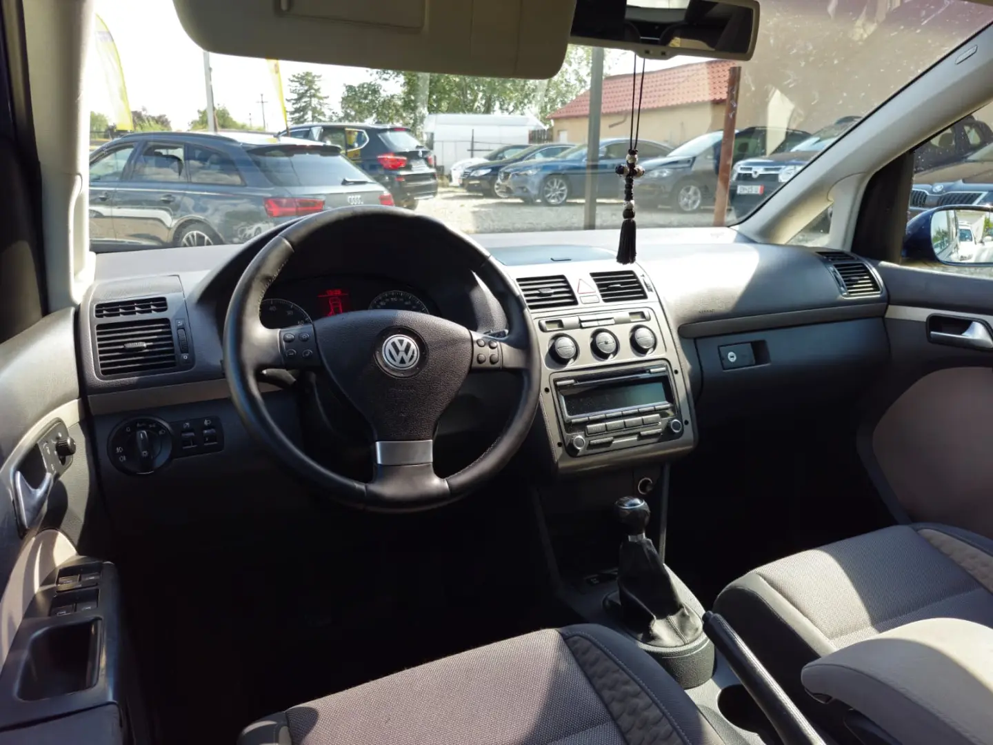 Volkswagen Touran CROSS