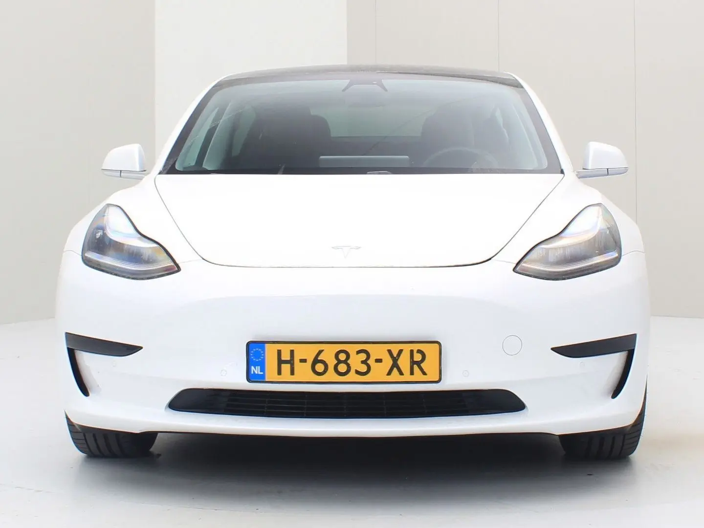 Model 3 Standard RWD Plus [ AUTOPILOT 60 kWh PRE