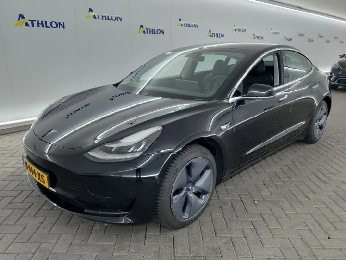 Model 3 Standard RWD Plus [ AUTOPILOT 60 kWh PRE