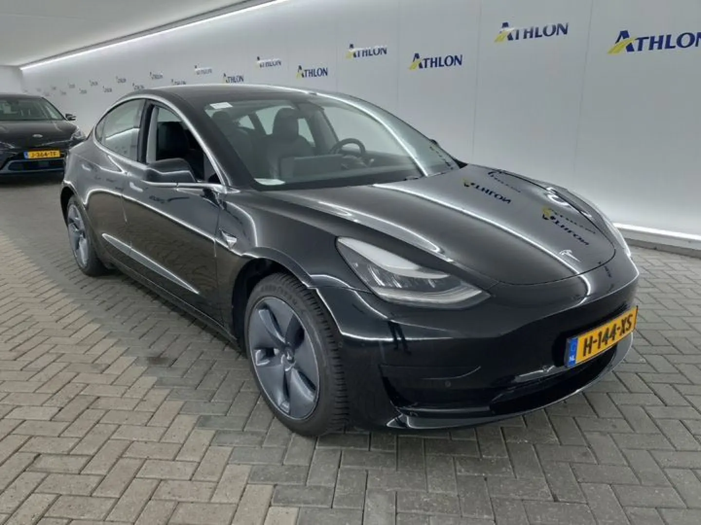 Model 3 Standard RWD Plus [ AUTOPILOT 60 kWh PRE