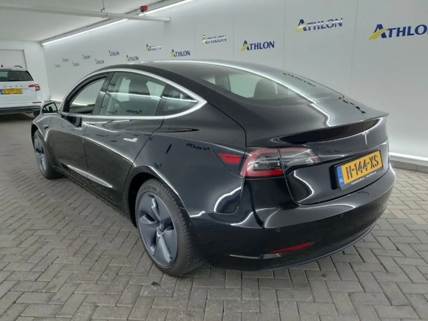 Model 3 Standard RWD Plus [ AUTOPILOT 60 kWh PRE