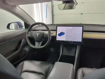 Model 3 Standard Plus RWD