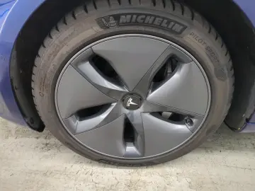 Model 3 Standard Plus RWD