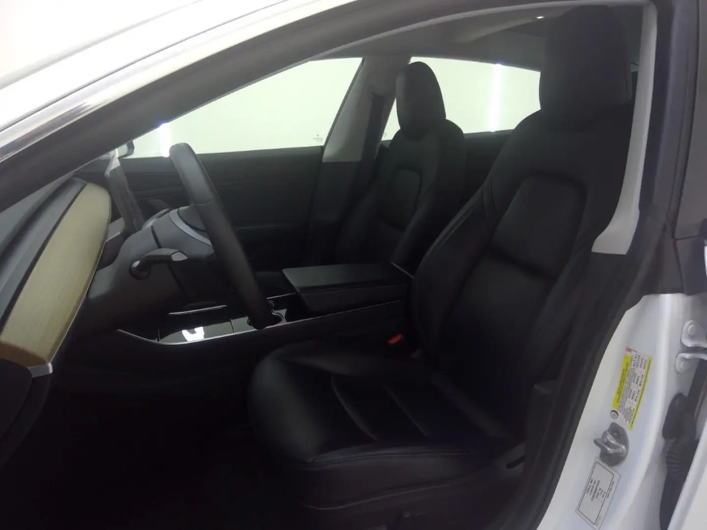 Model 3 Standard RWD Plus [ AUTOPILOT 60 kWh PRE