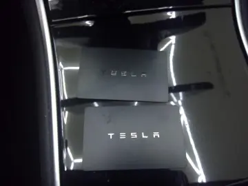 Model 3 Standard RWD Plus [ AUTOPILOT 60 kWh PRE