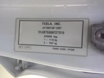 Model 3 Standard RWD Plus [ AUTOPILOT 60 kWh PRE