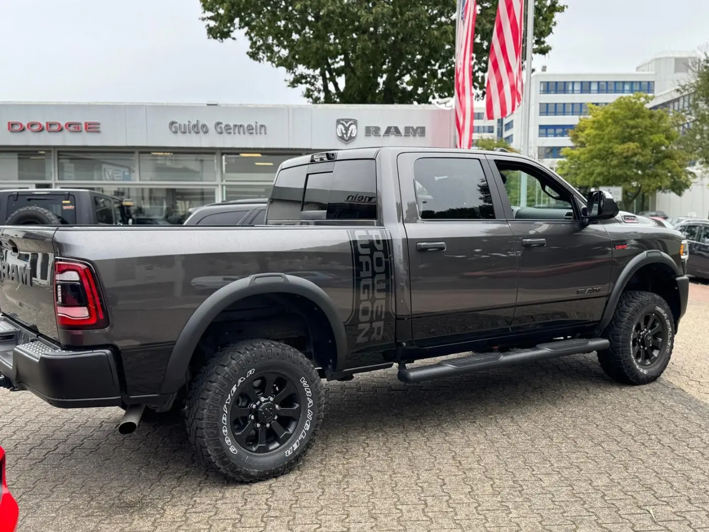 RAM 2500 Power Wagon 6.4 V8 4x4 12  Navi   AHK