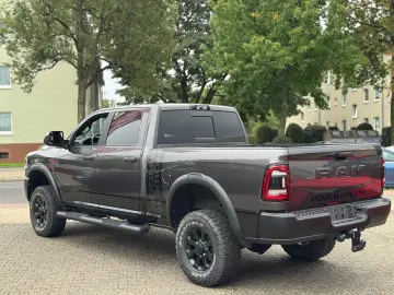 RAM 2500 Power Wagon 6.4 V8 4x4 12  Navi   AHK