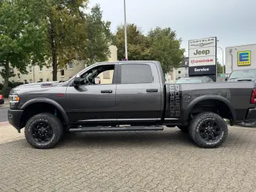 RAM 2500 Power Wagon 6.4 V8 4x4 12  Navi   AHK
