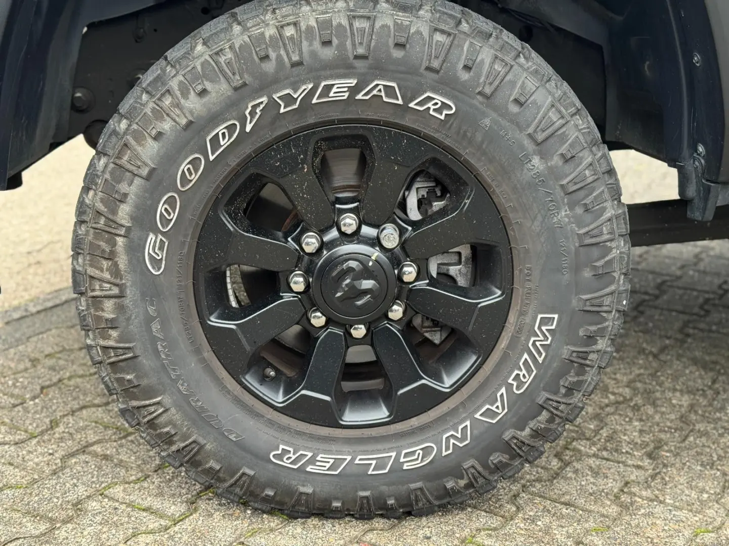 RAM 2500 Power Wagon 6.4 V8 4x4 12  Navi   AHK