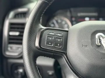 RAM 2500 Power Wagon 6.4 V8 4x4 12  Navi   AHK