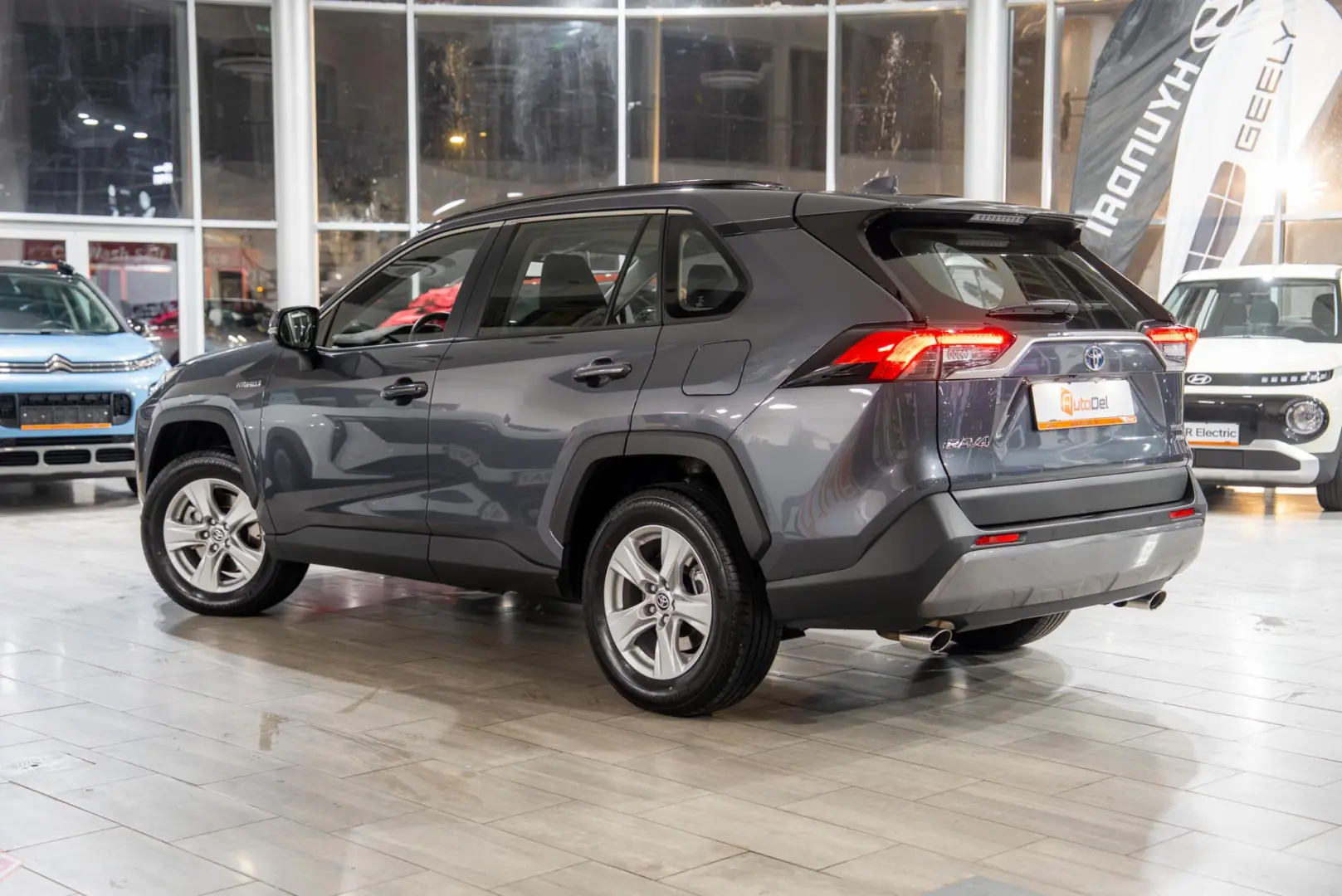 Toyota RAV4 4X4 Hybrid