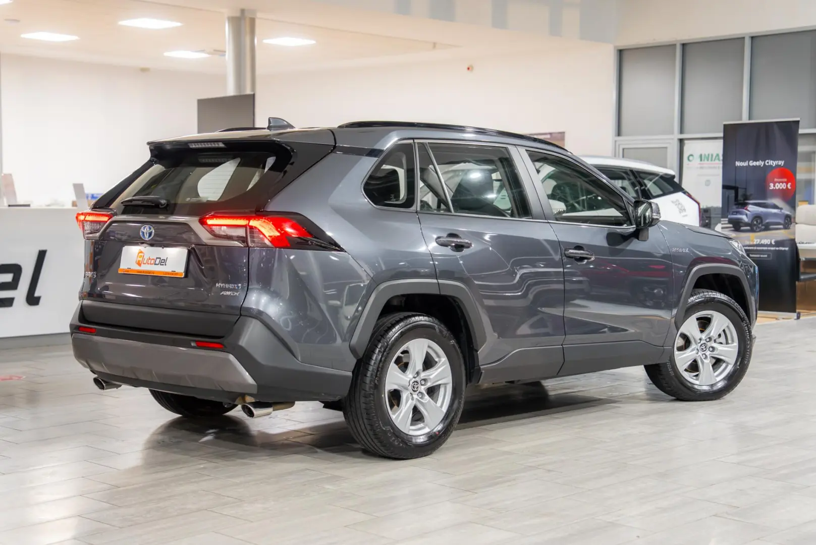 Toyota RAV4 4X4 Hybrid
