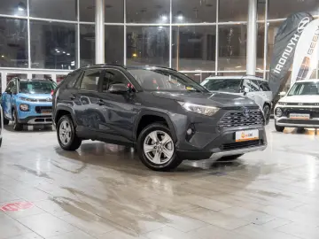 Toyota RAV4 4X4 Hybrid