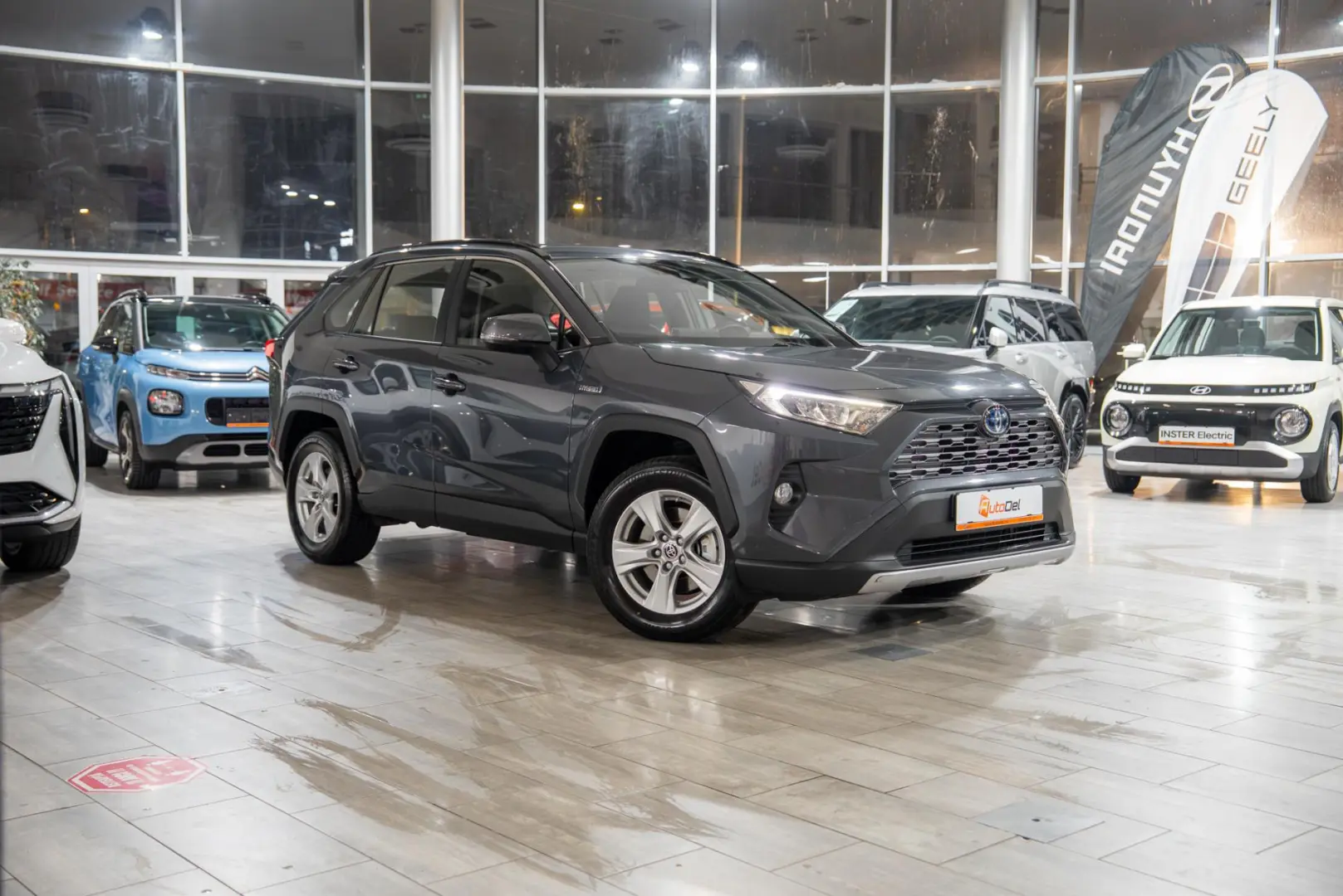 Toyota RAV4 4X4 Hybrid