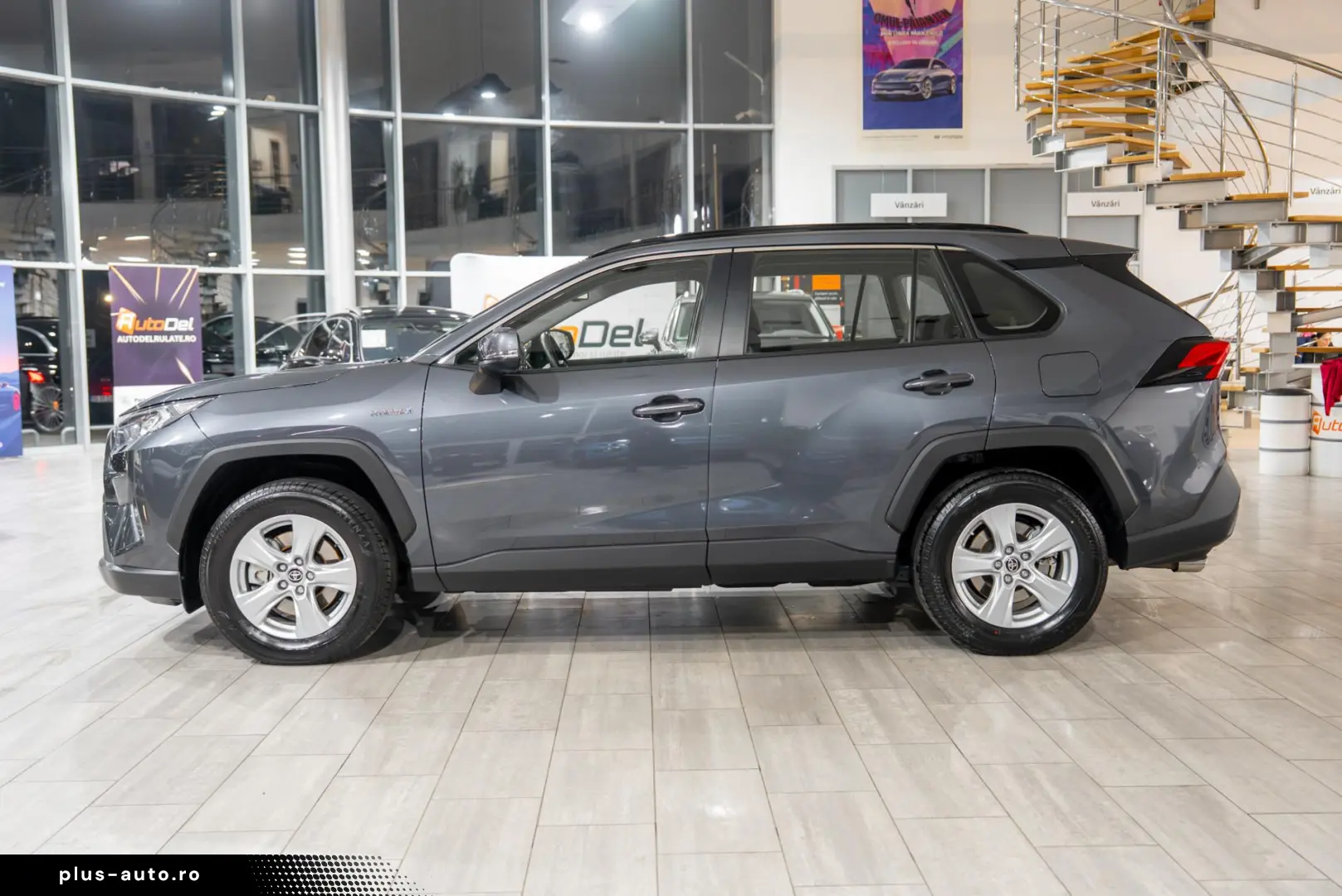 Toyota RAV4 4X4 Hybrid