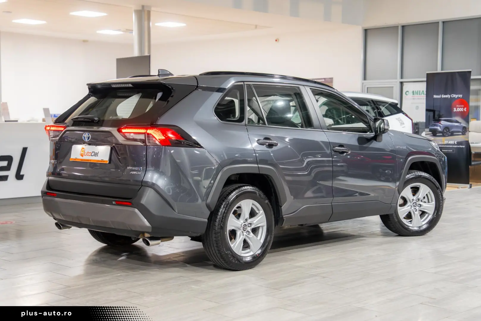 Toyota RAV4 4X4 Hybrid