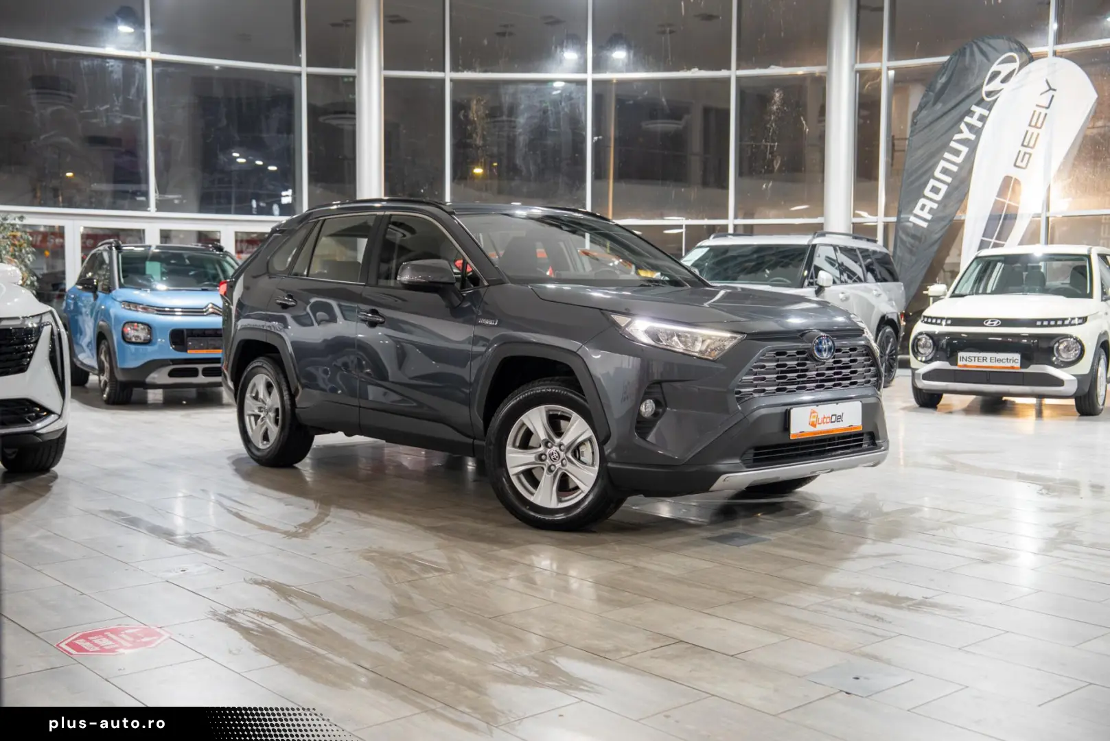 Toyota RAV4 4X4 Hybrid