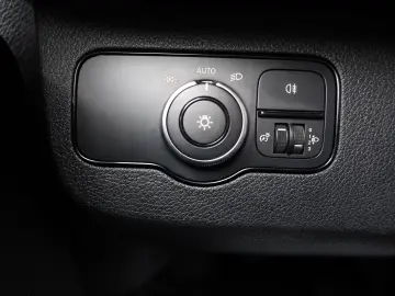 Mercedes-Benz Sprinter L2H2 2.2D 115 CP