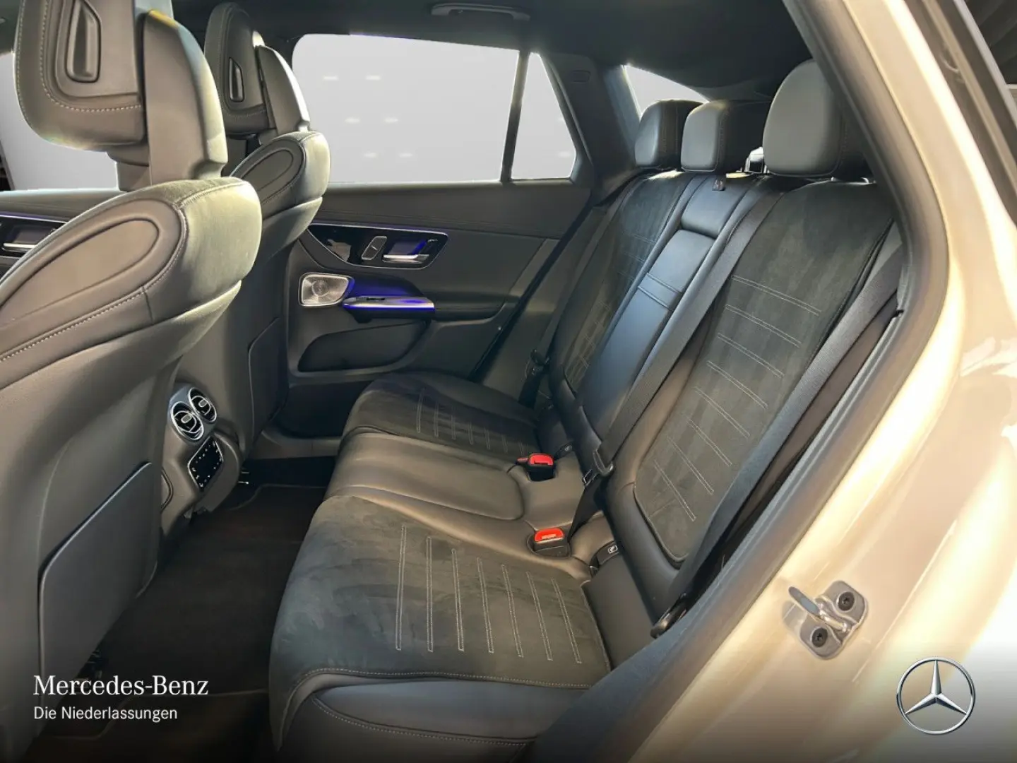 GLC 300 d 4M AMGPrem  Night Pano 360 AHK Burmest