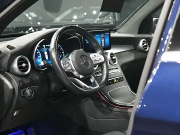 GLC 300 de 4Matic LED PANO AMG-Lenkrad Kamera