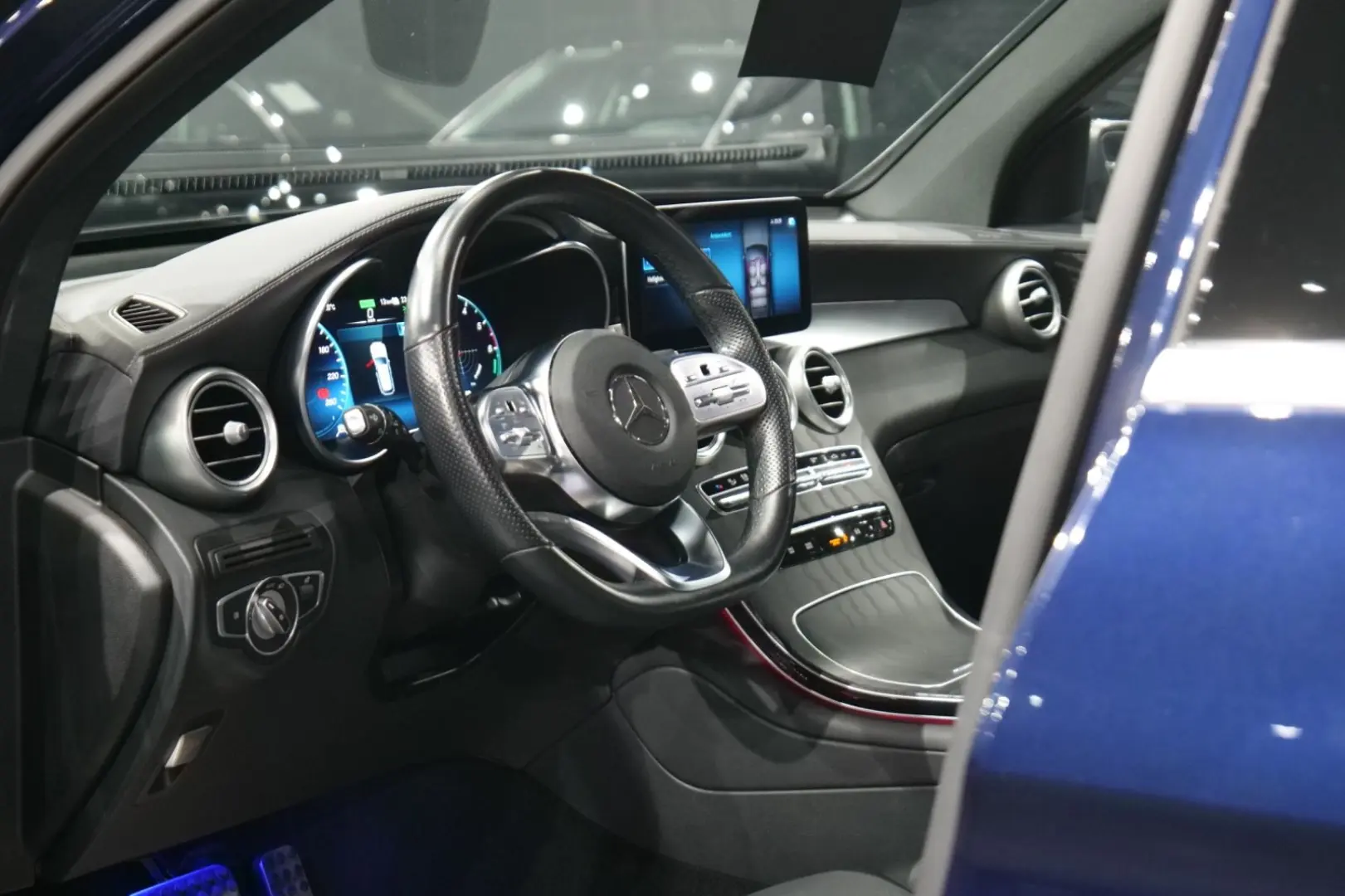 GLC 300 de 4Matic LED PANO AMG-Lenkrad Kamera