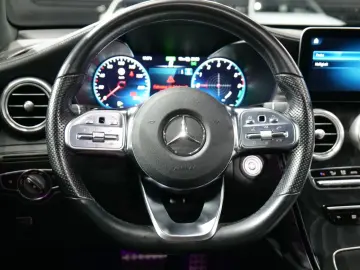GLC 300 de 4Matic LED PANO AMG-Lenkrad Kamera
