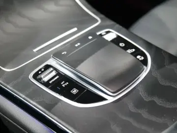 GLC 300 de 4Matic LED PANO AMG-Lenkrad Kamera