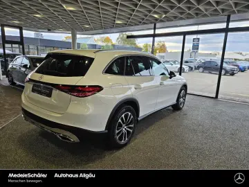 GLC 220 d 4M Avantgarde Distronic Pano 360  3D