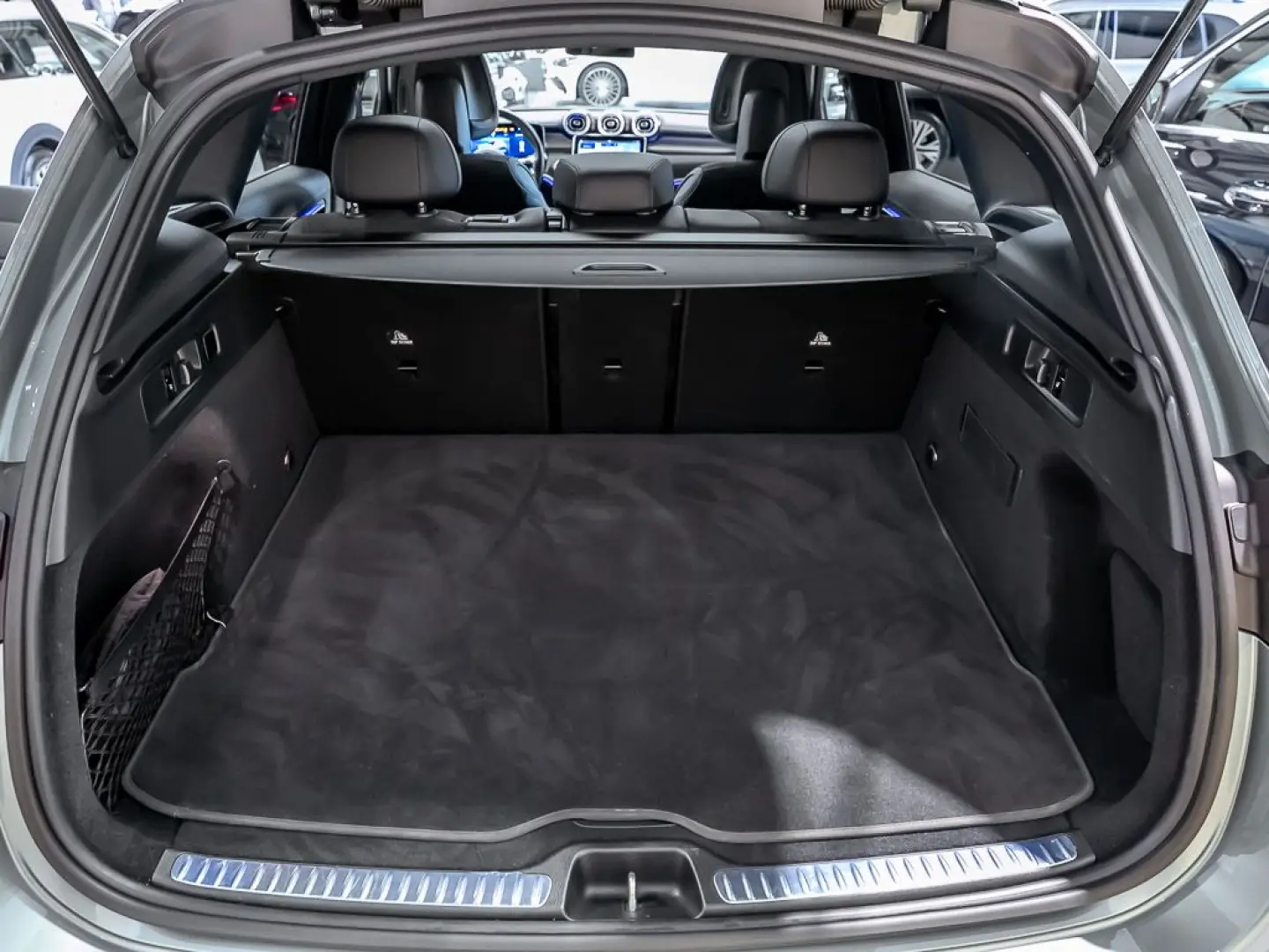 GLC 200 AMG PANO AHK STANDHZG MEMORY TOTWINKEL