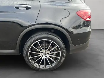 GLC 300 e 4M Night AHK Sound 360  Pano Distro