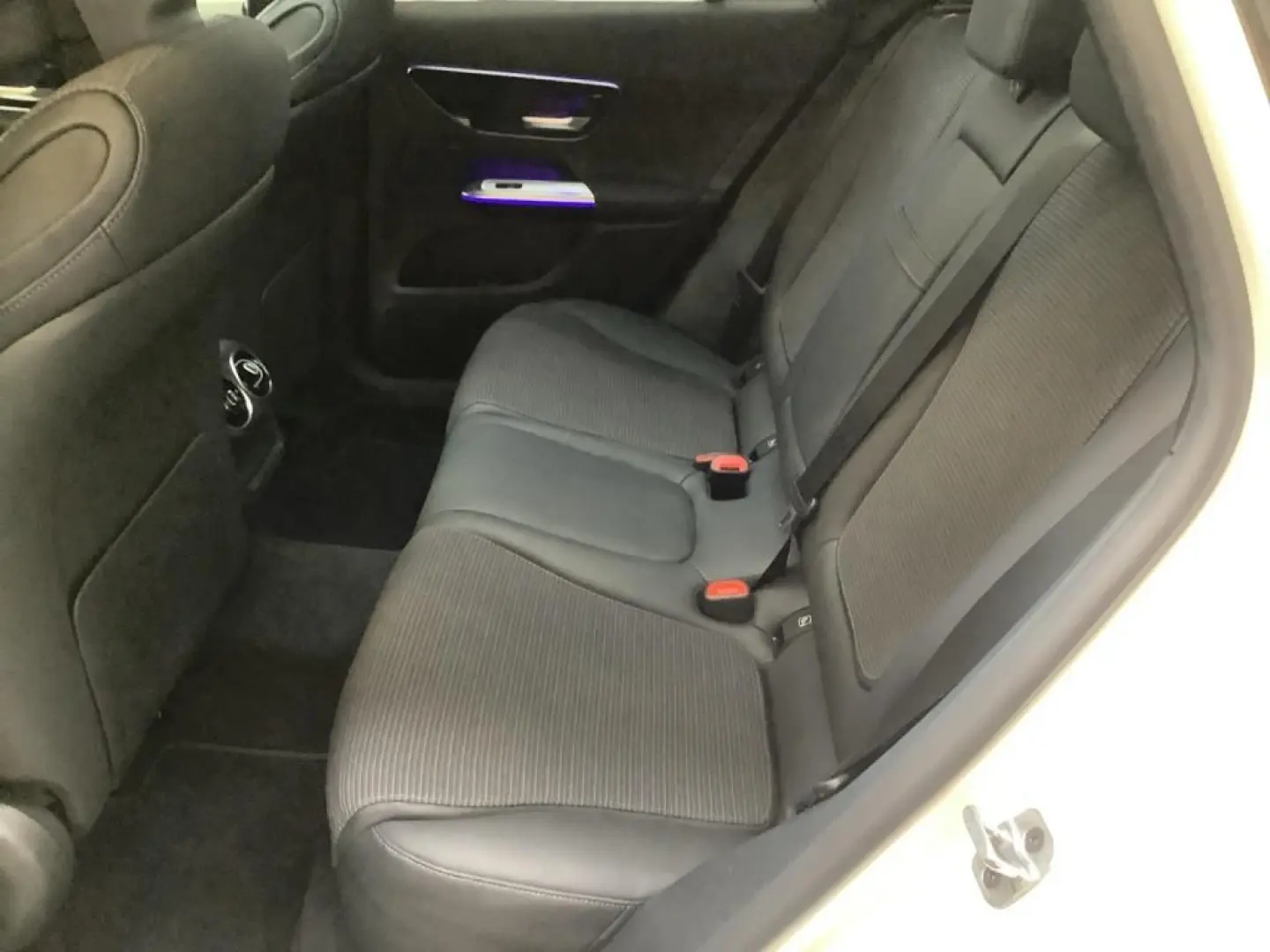 GLC 200 4M Avantgarde 9G LED Panorama-SD AHK