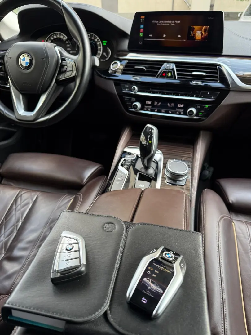 BMW 530