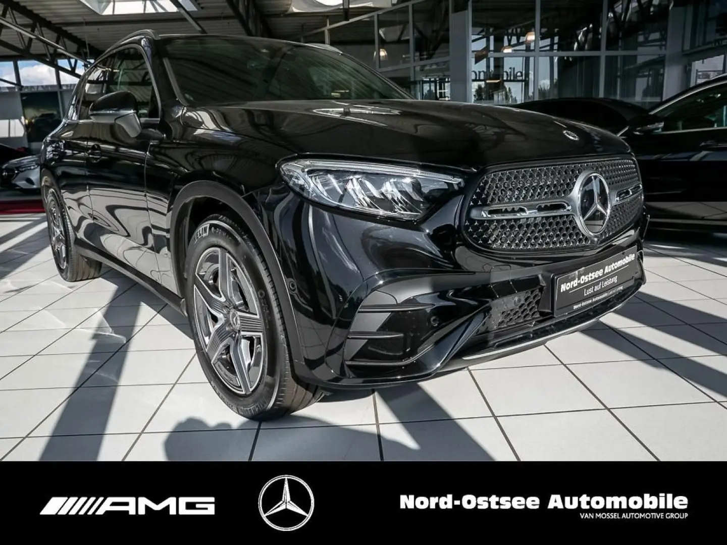 GLC 300 d 4M AMG KAMERA AHK DISTRONIC KEYLESS