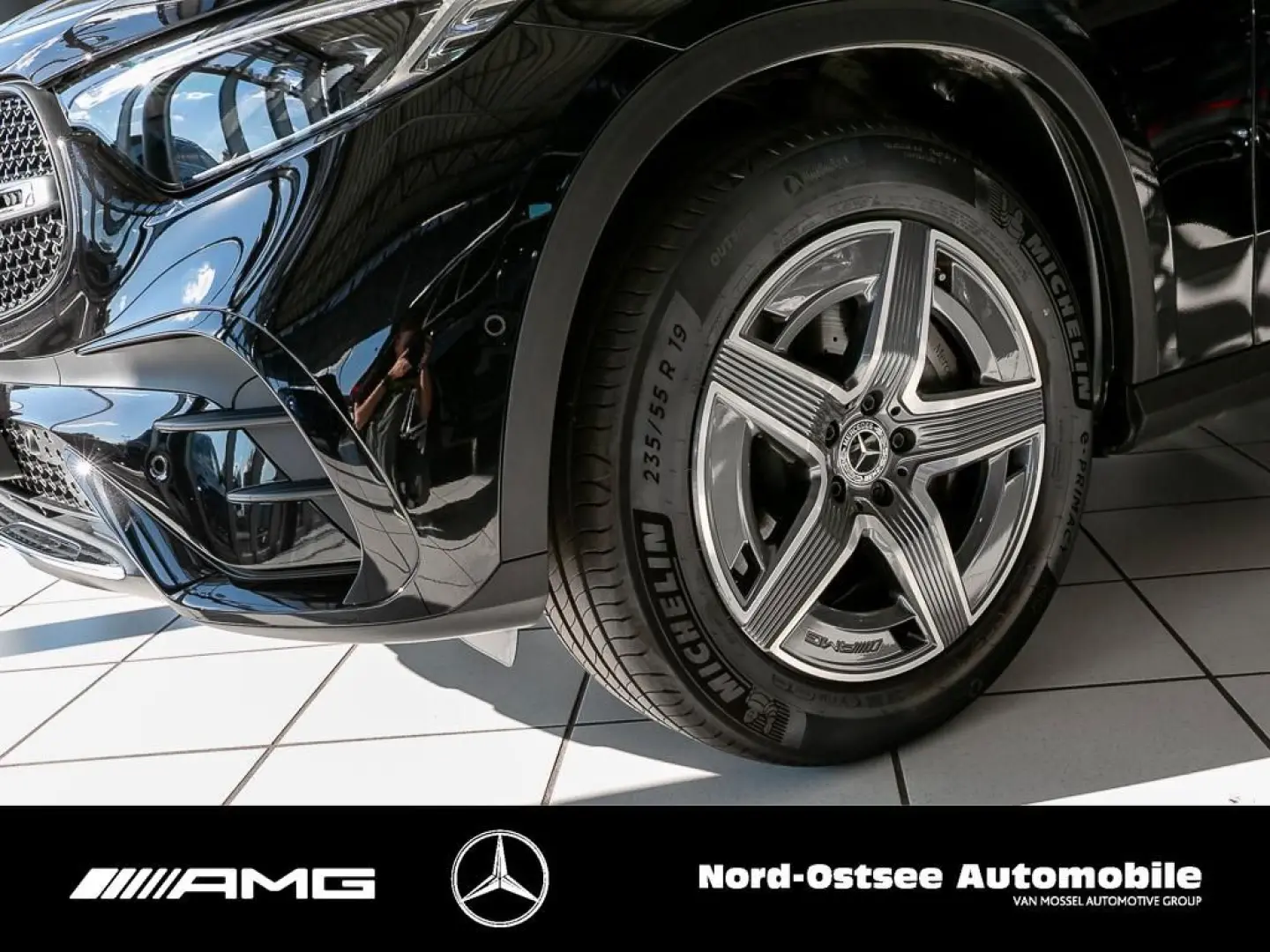 GLC 300 d 4M AMG KAMERA AHK DISTRONIC KEYLESS