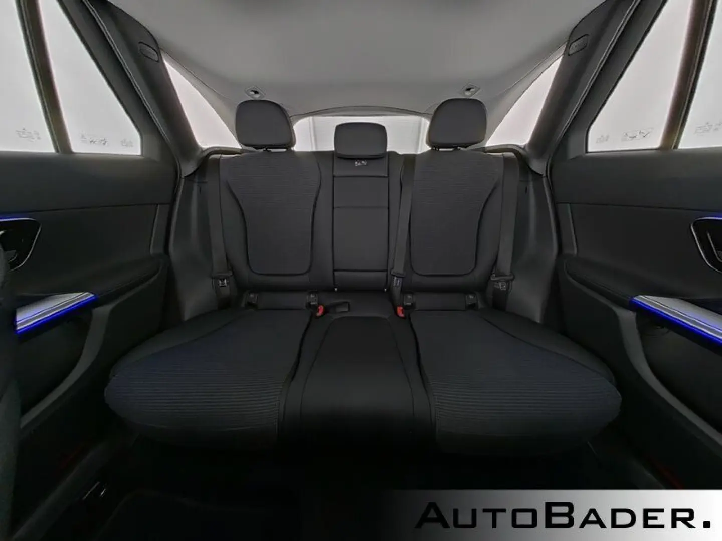 GLC 300 e 4M AVANTGARDE Advanced  AHK RFK Memory